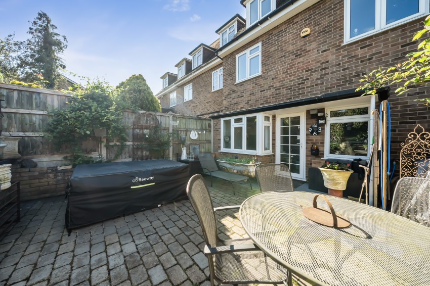 Images for Lyndhurst Rise, Chigwell