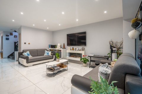 View Full Details for Wingletye Lane, Hornchurch