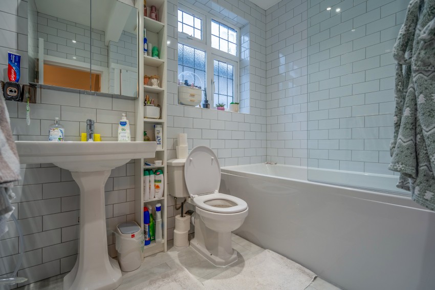 Images for Kensington Drive, Woodford Green