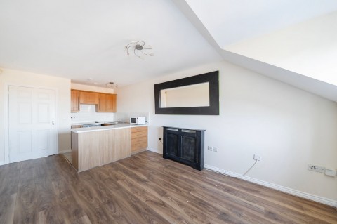 View Full Details for Bryanstone Road, Waltham Cross, EN8