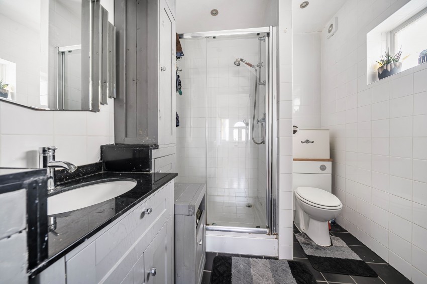 Images for Rosslyn Avenue, Romford