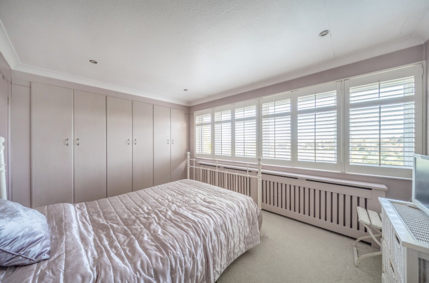 Images for Willowmead, Chigwell