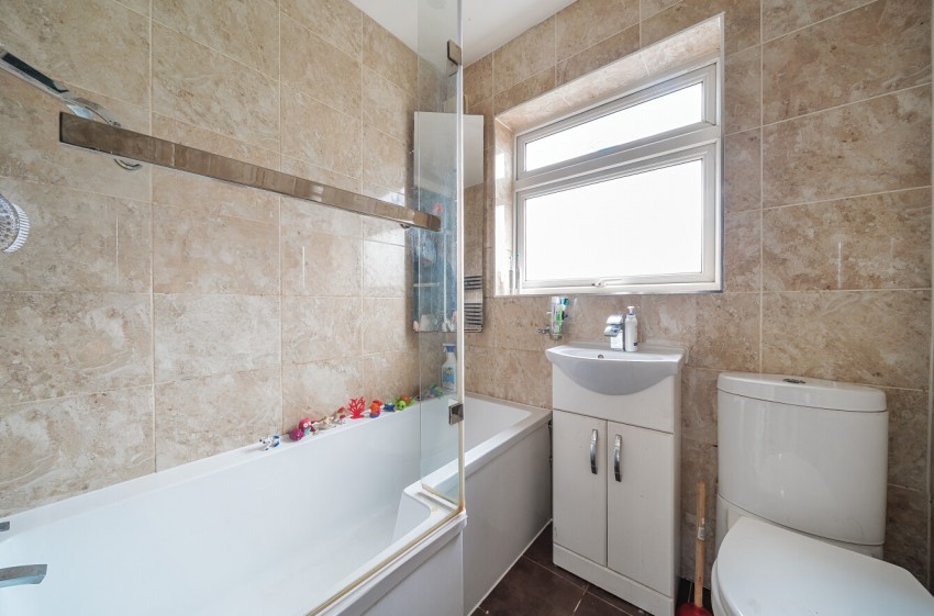 Images for Seabrook Gardens, Romford