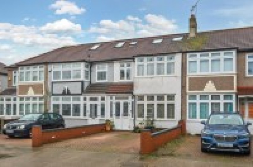 Images for Seabrook Gardens, Romford