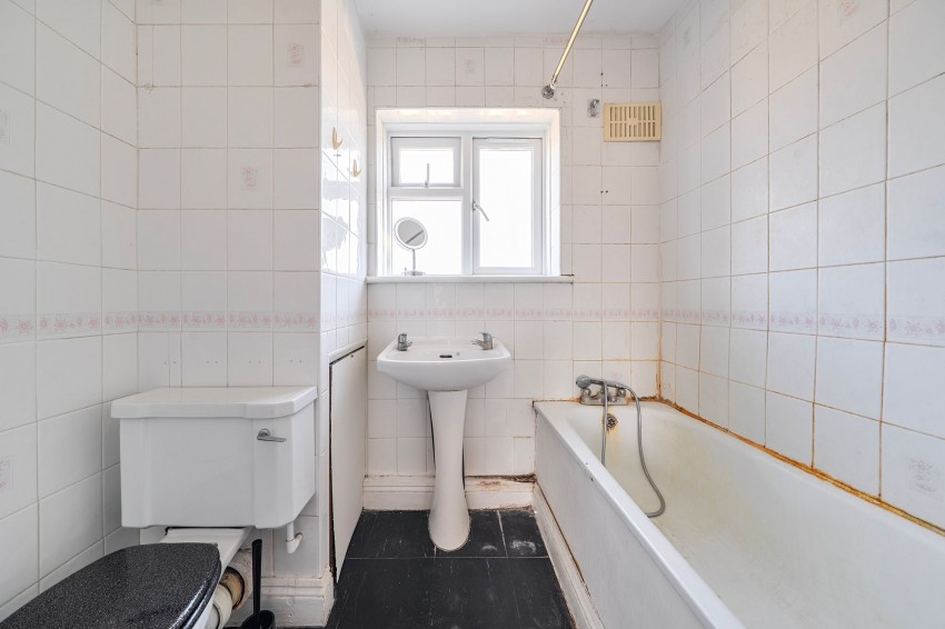 Images for Blackmore Road, Buckhurst Hill, IG9