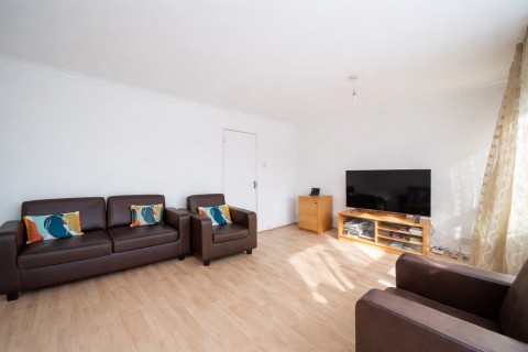 View Full Details for Datchworth Court, 30 Queens Drive, London